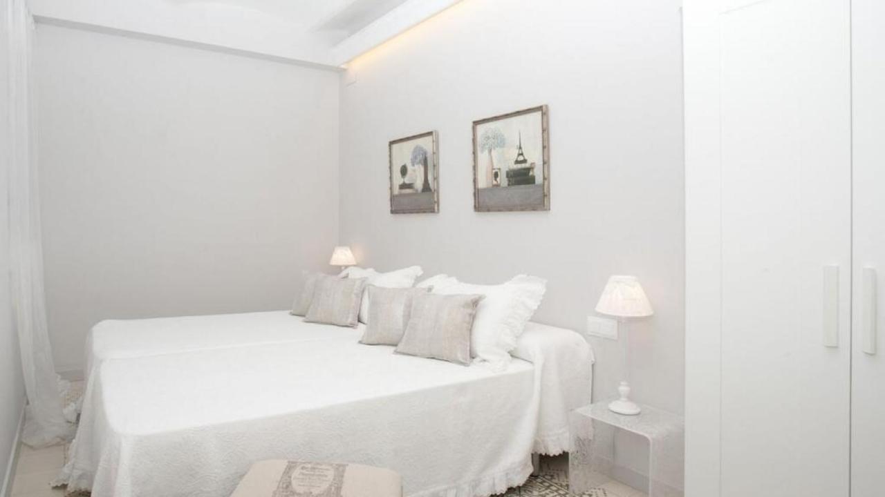 Two Sisters Apartments Barcelona Ngoại thất bức ảnh