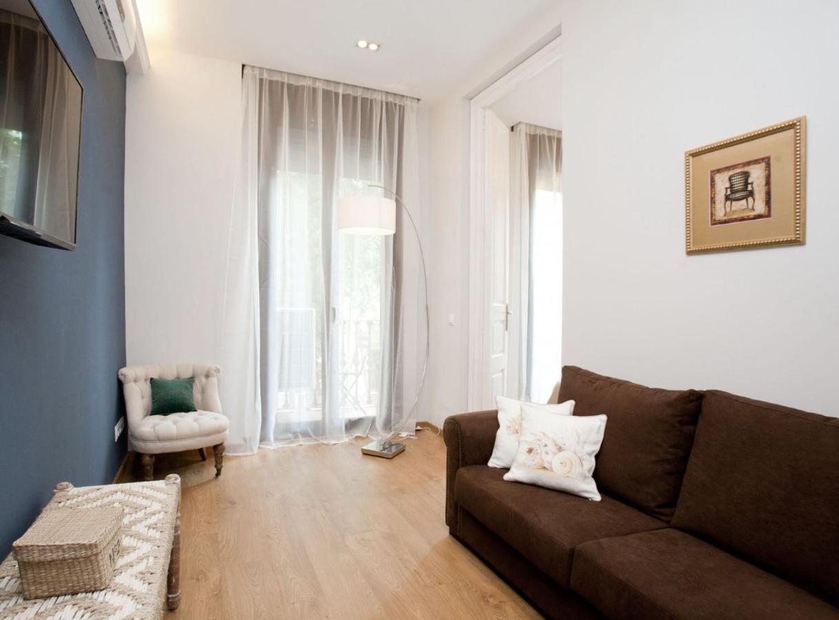 Two Sisters Apartments Barcelona Ngoại thất bức ảnh