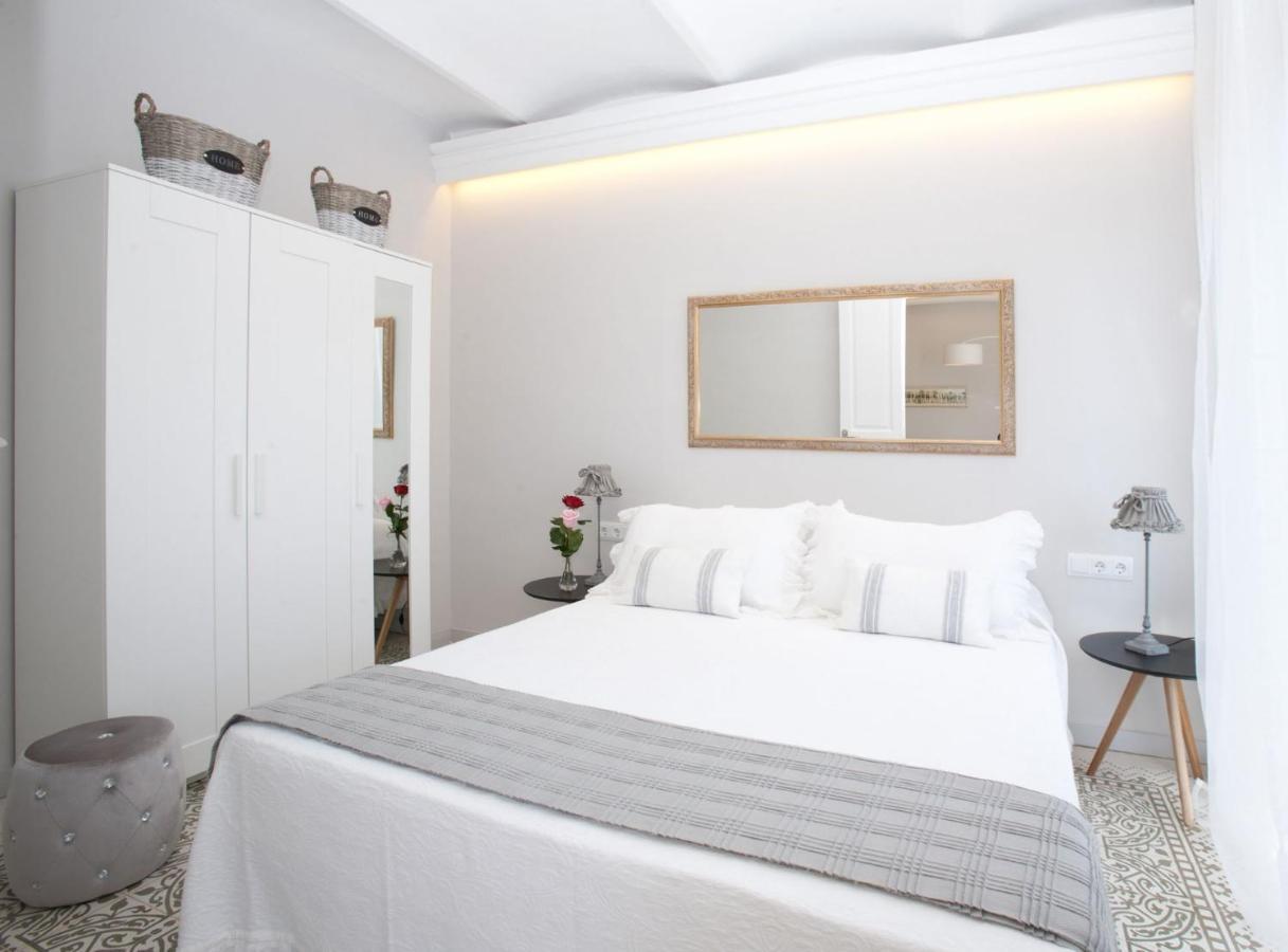 Two Sisters Apartments Barcelona Ngoại thất bức ảnh